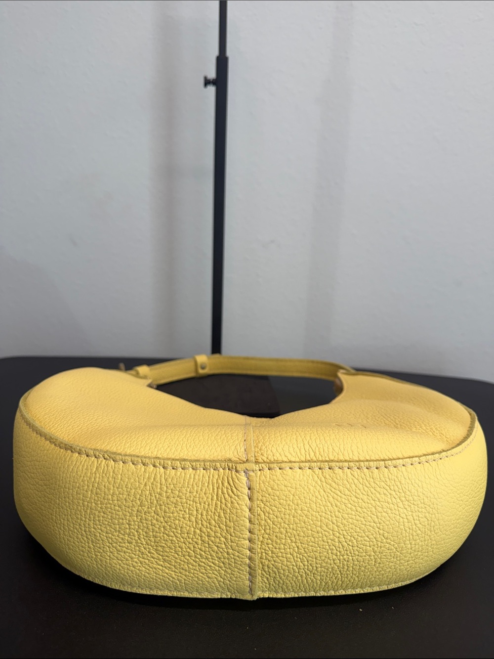 Portland Leather | “Butter Bliss” Large Nora Crescent Pebbled Shoulder Bag - Picture 7 of 12
